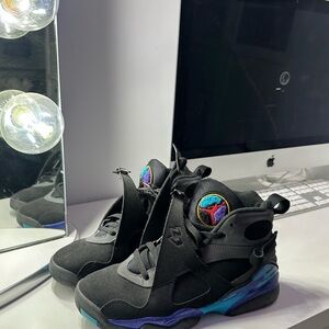 Jordan 8 Retro Aqua - OG Archive Collection
